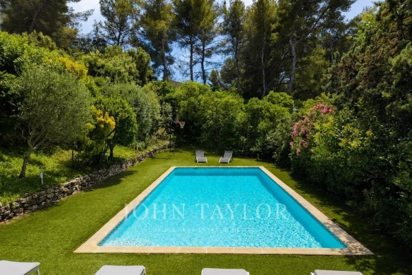 Luxury House for sale in Aubagne, 995 000 €, Photo 2
