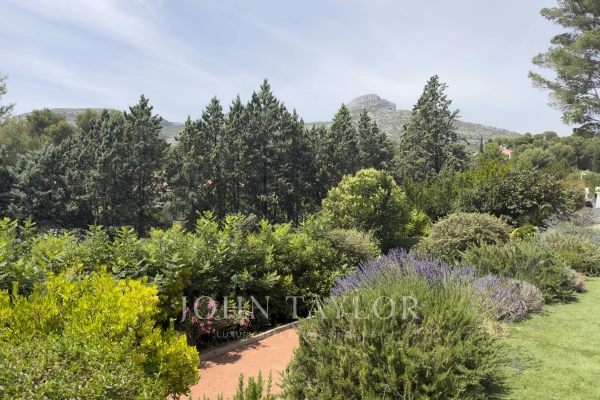 Luxury House for sale in Aubagne, 995 000 €, Photo 3