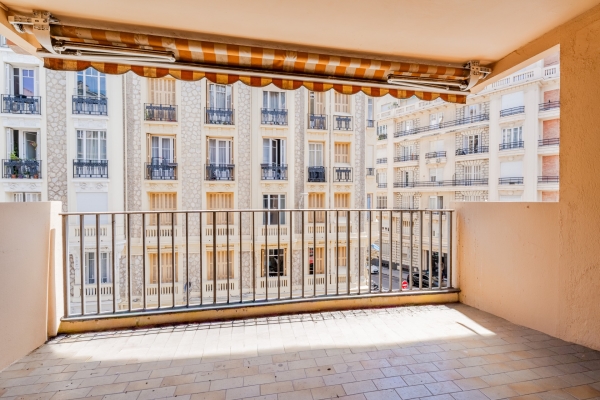 Appartement de luxe à vendre à Nice, 475 000 €, Photo 1