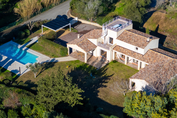 Maison de luxe à vendre à Grimaud, 1 795 000 €, Photo 1