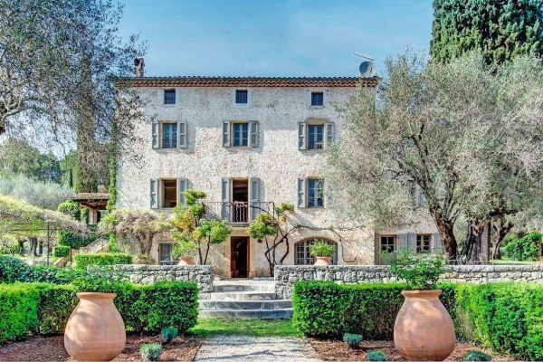 Maison de luxe à vendre à Roquefort-les-Pins, 3 950 000 €, Photo 1