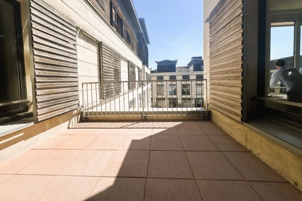 Luxury Apartment for sale in Bordeaux, 390 000 €, Photo 1