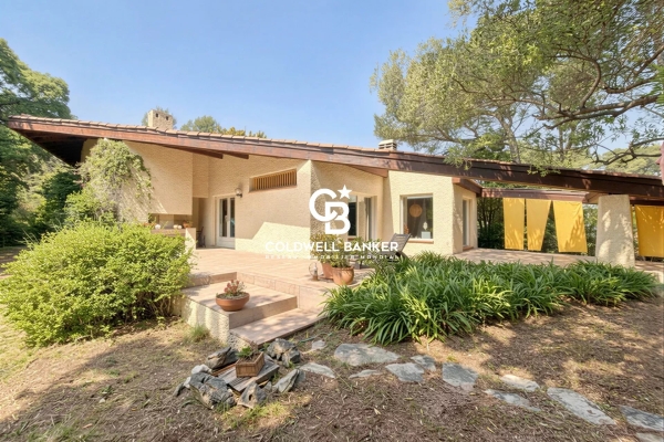 Luxury House for sale in Saint-Raphaël, 695 000 €, Photo 1