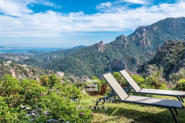 Maison de luxe à vendre à Les Adrets de l'Esterel, 2 150 000 €, Photo 1