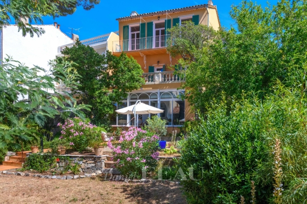 Maison de luxe à vendre à Toulon, 1 780 000 €, Photo 1