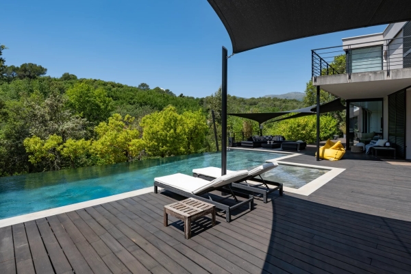 Maison de luxe à vendre à La Colle-sur-Loup, 2 500 000 €, Photo 1