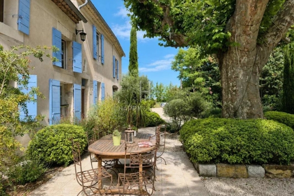 Luxury House for sale in Graveson, 1 210 000 €, Photo 1