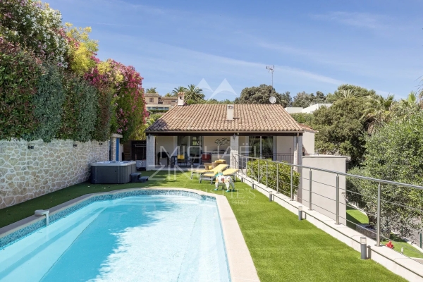 Maison de luxe à vendre à Cagnes-sur-Mer, 1 470 000 €, Photo 2
