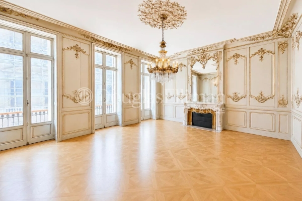 Luxury Apartment for sale in Bordeaux, 1 895 000 €, Photo 2