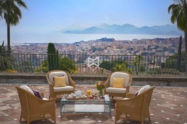 Maison de luxe à vendre à Cannes, 25 000 000 €, Photo 3