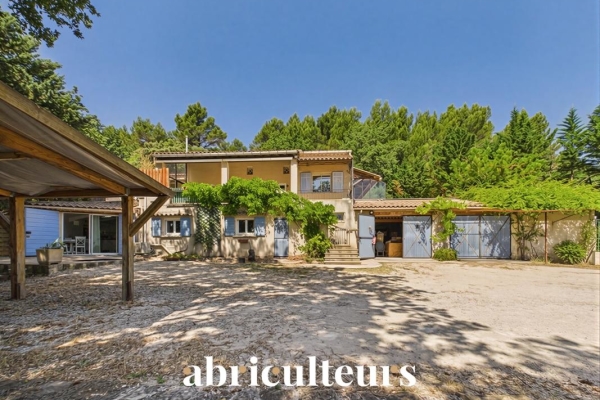 Maison de luxe à vendre à Lauris, 595 000 €, Photo 1