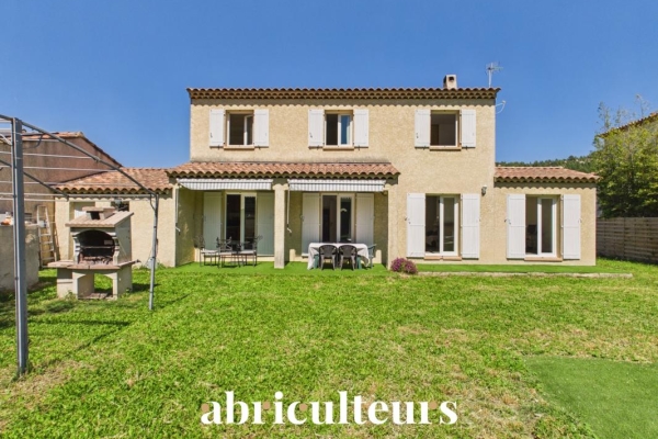 Maison de luxe à vendre à Saint-Chamas, 540 000 €, Photo 1