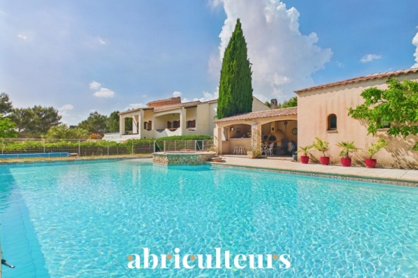 Maison de luxe à vendre à Lambesc, 899 000 €, Photo 1