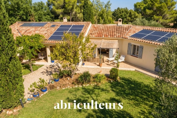 Maison de luxe à vendre à Aups, 875 000 €, Photo 1