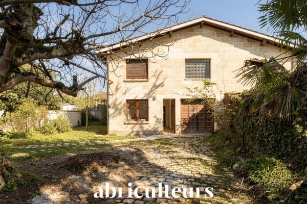 Maison de luxe à vendre à Bordeaux, 990 000 €, Photo 1