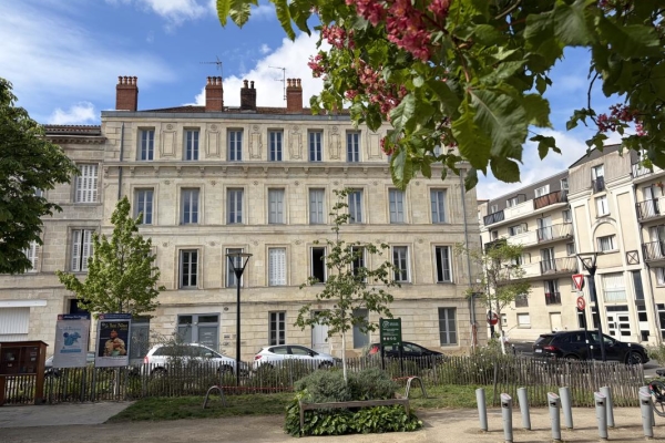 Appartement de luxe à vendre à Bordeaux, 228 000 €, Photo 1
