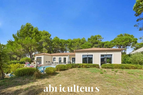 Maison de luxe à vendre à Bagnols-en-Forêt, 890 000 €, Photo 1