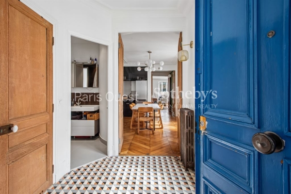 Luxury Apartment for sale in Paris 10Ème, 1 210 000 €, Photo 1