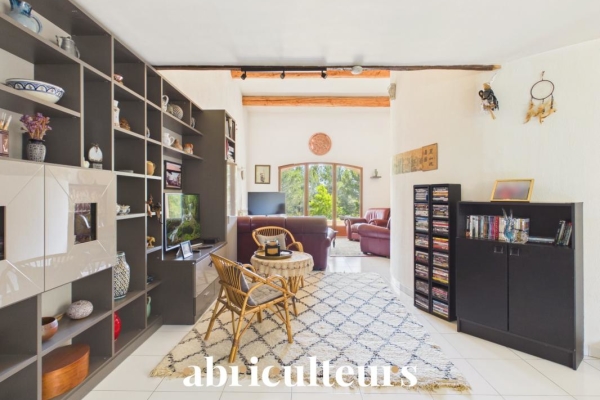 Maison de luxe à vendre à Lambesc, 899 000 €, Photo 2