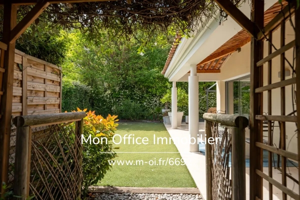 Luxury House for sale in Aix-en-Provence, 725 000 €, Photo 2