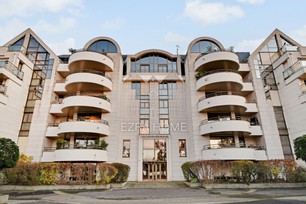 Luxury Apartment for sale in Enghien-les-Bains, 1 170 000 €, Photo 2