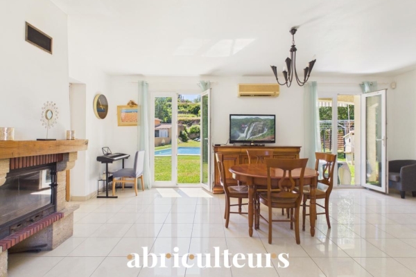 Maison de luxe à vendre à Saint-Chamas, 540 000 €, Photo 3