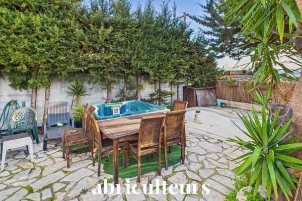Maison de luxe à vendre à Nice, 700 000 €, Photo 3
