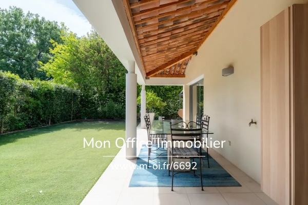 Luxury House for sale in Aix-en-Provence, 725 000 €, Photo 4