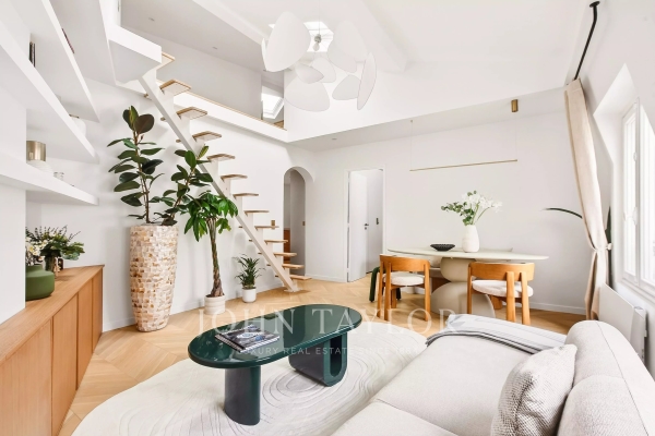 Luxury Apartment for sale in Paris 6ème, 1 260 000 €, Photo 1