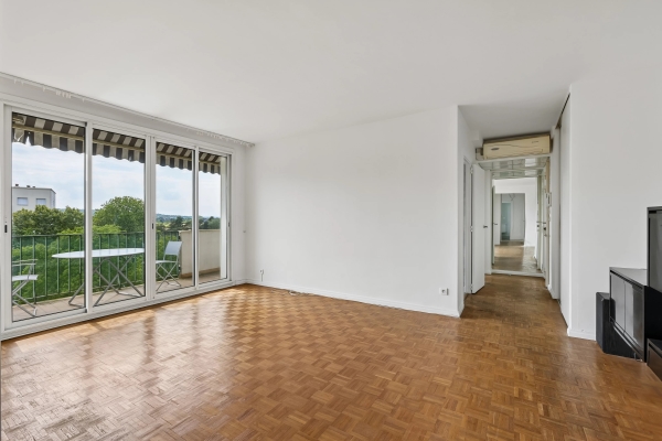 Appartement de luxe à vendre à Saint-Cloud, 400 000 €, Photo 1