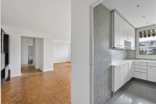 Appartement de luxe à vendre à Saint-Cloud, 400 000 €, Photo 1