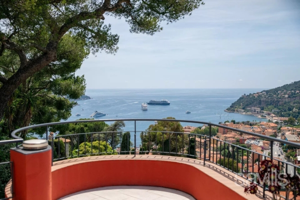 Maison de luxe à vendre à Villefranche-sur-Mer, 2 100 000 €, Photo 1
