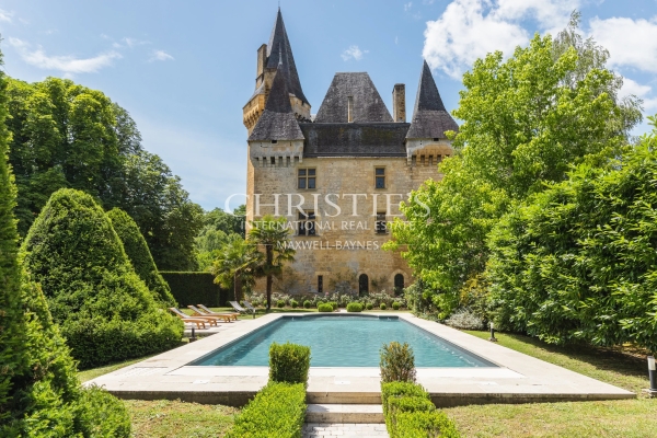 Luxury House for sale in Montignac Lascaux, 3 650 000 €, Photo 1