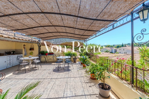 Maison de luxe à vendre à Rochefort-du-Gard, 515 000 €, Photo 1