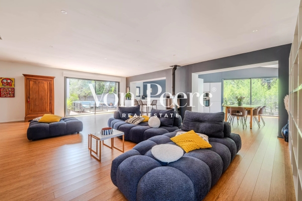 Maison de luxe à vendre à Villeneuve-Lès-Avignon, 1 145 000 €, Photo 1