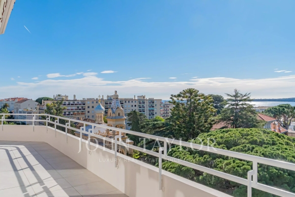 Luxury Apartment for sale in Cannes, 1 990 000 €, Photo 1