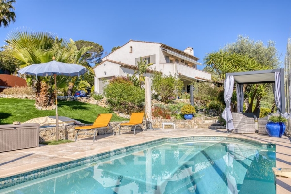 Maison de luxe à vendre à Mougins, 1 590 000 €, Photo 2