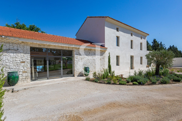 Maison de luxe à vendre à Pernes-les-Fontaines, 1 260 000 €, Photo 2