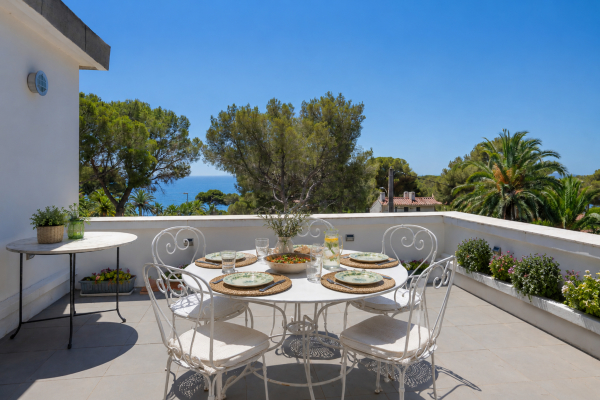 Luxury Apartment for sale in Roquebrune-sur-Argens, 825 000 €, Photo 2