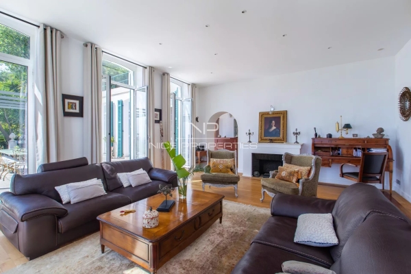 Maison de luxe à vendre à Nice, 1 850 000 €, Photo 2