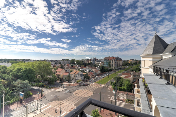 Luxury Apartment for sale in Le Plessis-Robinson, 699 000 €, Photo 4
