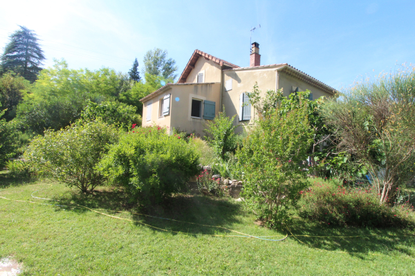 Maison de luxe à vendre à Saint-Martin-de-Castillon, 329 000 €, Photo 1