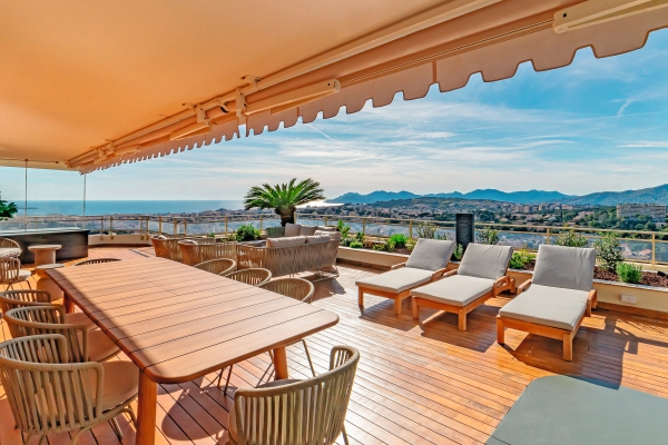 Luxury Apartment for sale in Le Cannet, 2 990 000 €, Photo 1