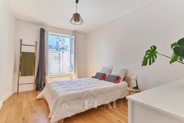 Appartement de luxe à vendre à Paris 18ème, 550 000 €, Photo 1
