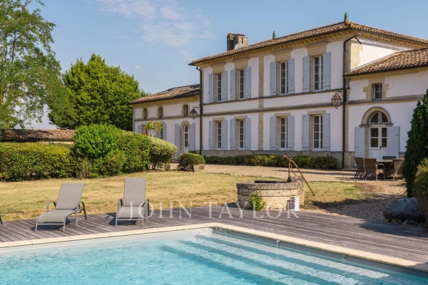 Maison de luxe à vendre à Saint-André-de-Cubzac, 2 236 000 €, Photo 1
