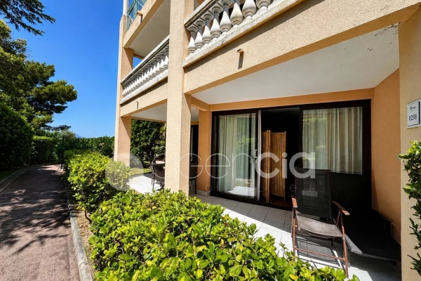 Appartement de luxe à vendre à Cannes, 225 000 €, Photo 1