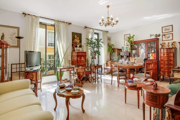 Appartement de luxe à vendre à Nice, 790 000 €, Photo 1