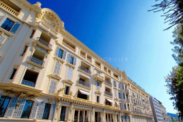 Luxury Apartment for sale in Nice, 790 000 €, Photo 1