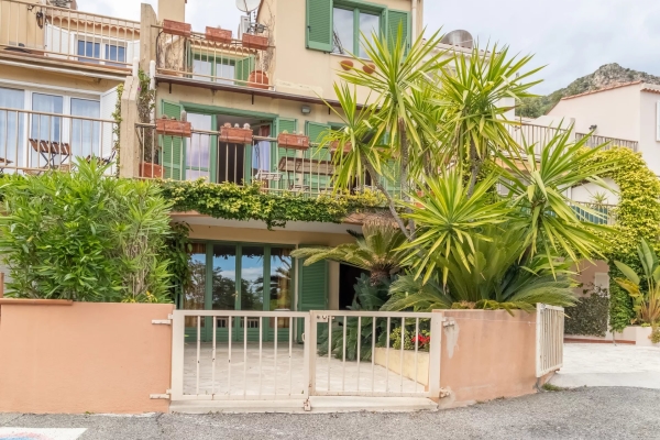 Maison de luxe à vendre à Èze, 1 190 000 €, Photo 1