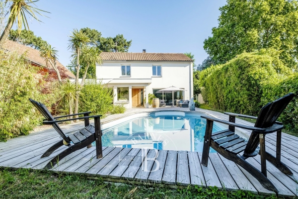 Maison de luxe à vendre à Pessac, 899 000 €, Photo 1